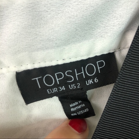 Topshop Grosgrain Lace Cold Shoulder Top Size 2 White Black Lined Floral Girly - Picture 5 of 7